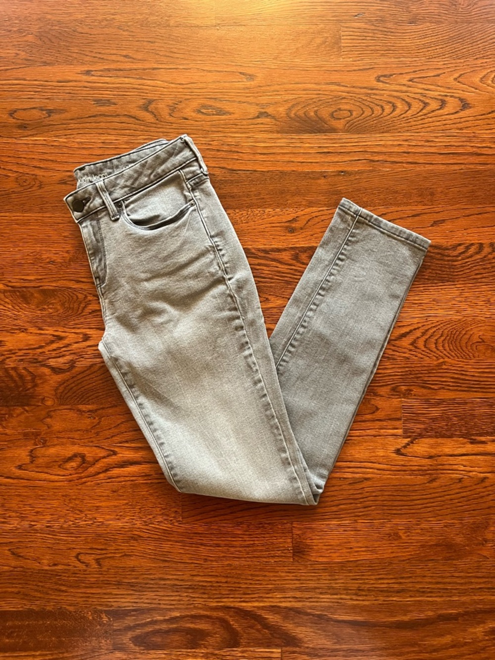 Women's Calvin Klein Ultimate Skinny Jeans. Light Gray.